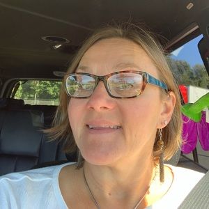 Meet your Posher, Heidi